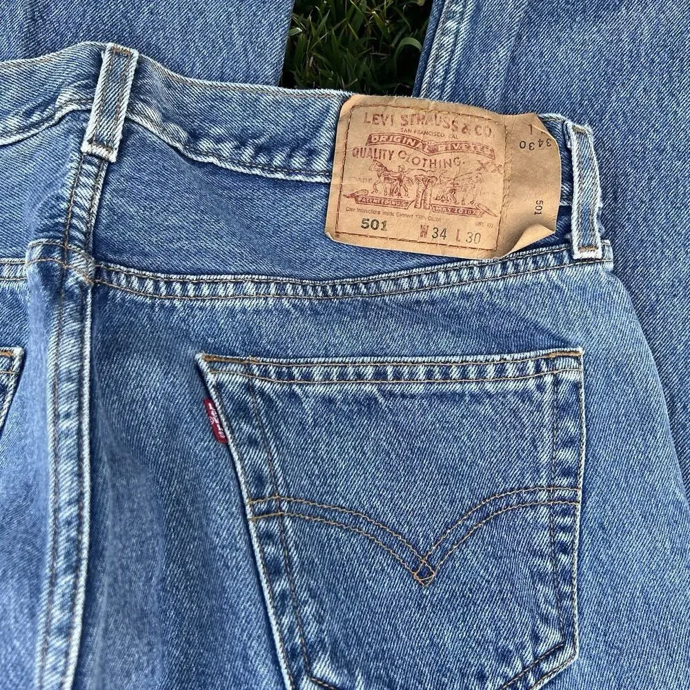 VTG Levi's 501 Jeans Men's 34x30 Straight Blue Button Fly Original 1990s